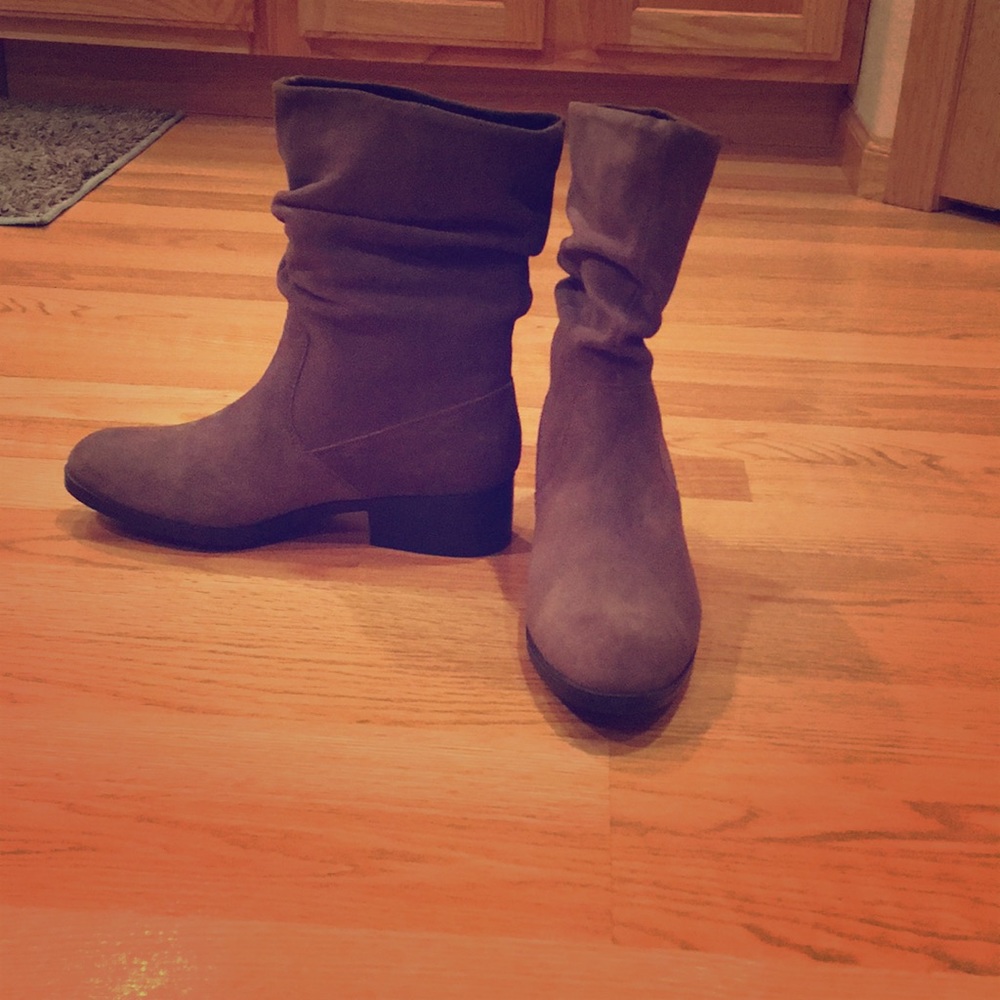 Cougar Putty Suede Chichi Waterproof Boots